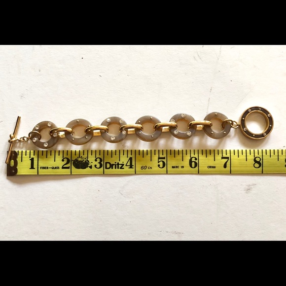 Kate Spade Out Of Her Shell Faux Tortoise Bracelet - Picture 6 of 7